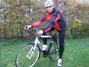 Bernd M. mit Fahrrad auf dem Weg zum BioRing